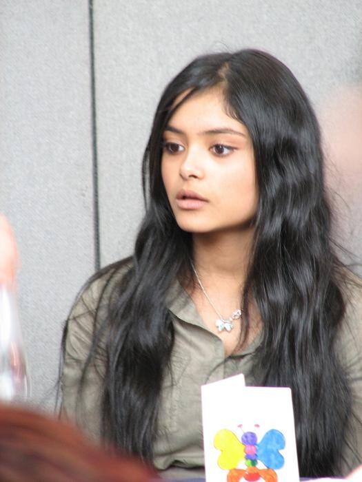 Afshan Azad - Gallery Photo Colection