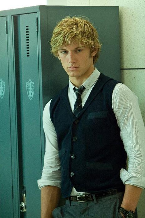Alex Pettyfer