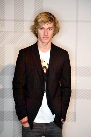 Alex Pettyfer