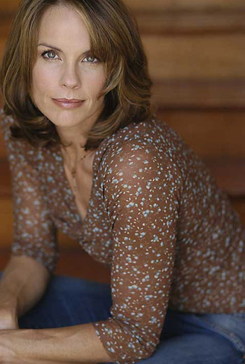 Alexandra Paul