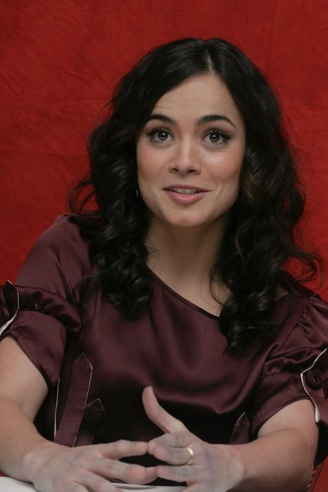 Alice Braga