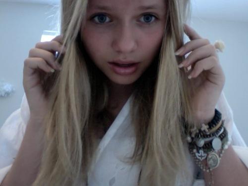 Alli Simpson