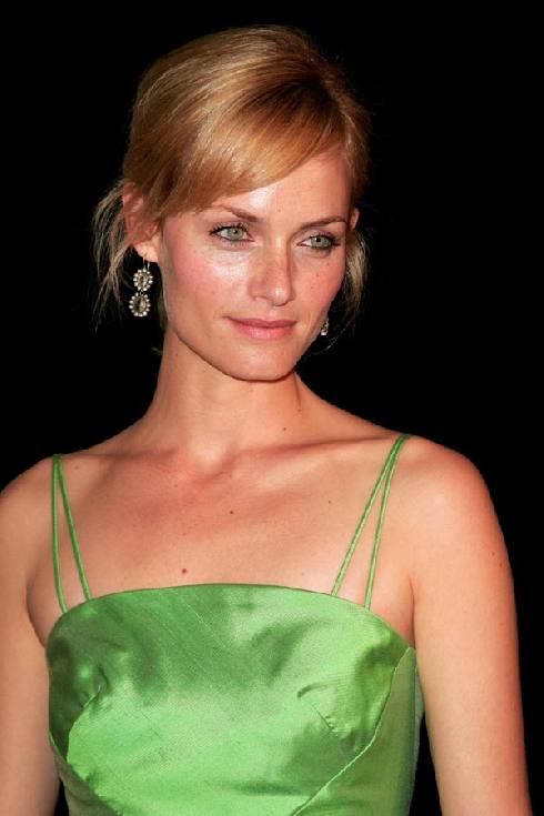 Amber Valletta