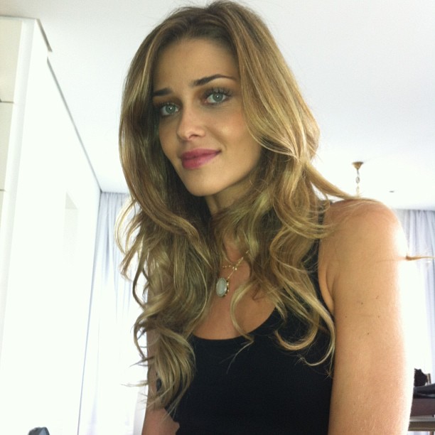 Ana Beatriz Barros