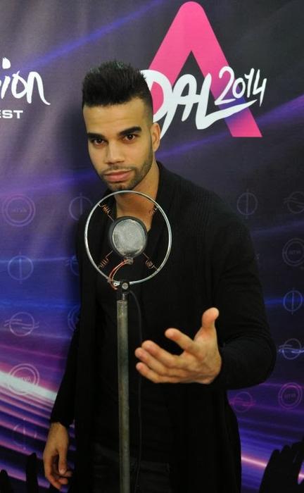 Andras Kallay-Saunders