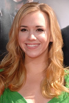 Andrea Bowen