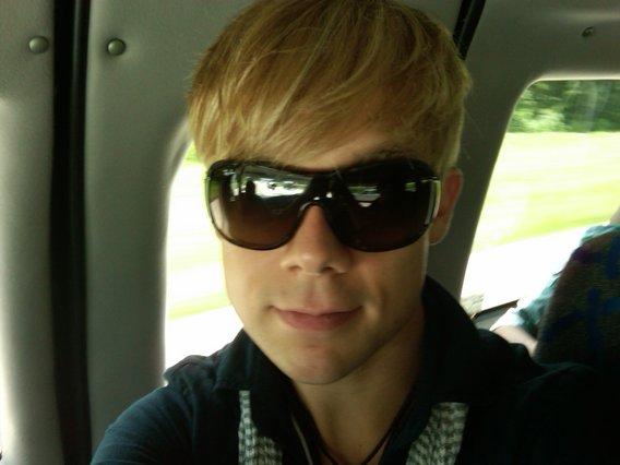 Andrew Lee