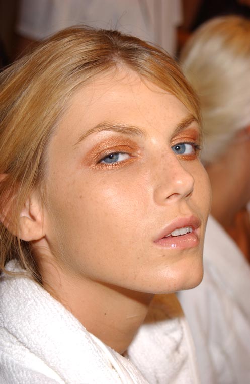 Angela Lindvall