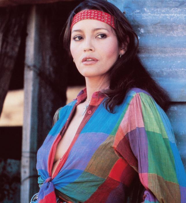 Barbara Carrera