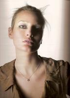 Bridget Hall | OSOBNOSTI.cz