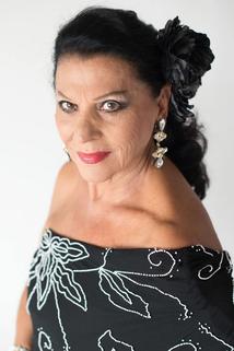 Carmen Flores