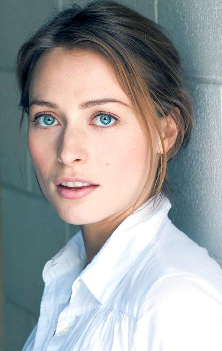 Chelsie Preston Crayford