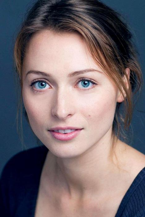 Chelsie Preston Crayford