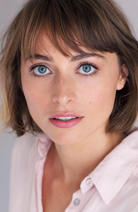 Chelsie Preston Crayford