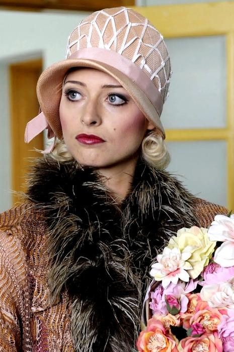 Chelsie Preston Crayford