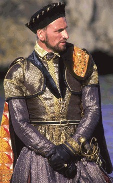 Christopher Eccleston