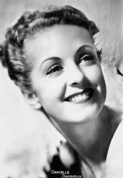 Danielle Darrieux | OSOBNOSTI.CZ