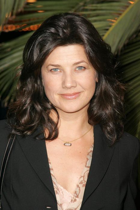 Daphne Zuniga