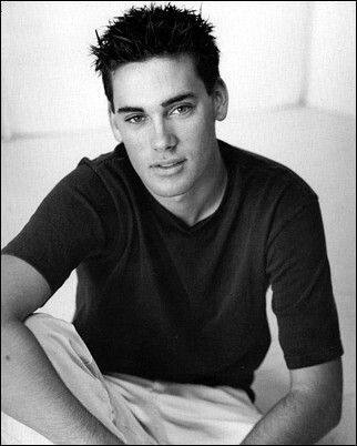 Next photo of Drew Fuller