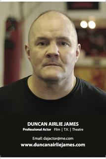 Profilový obrázek - Duncan Airlie James