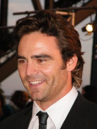 Dustin Clare