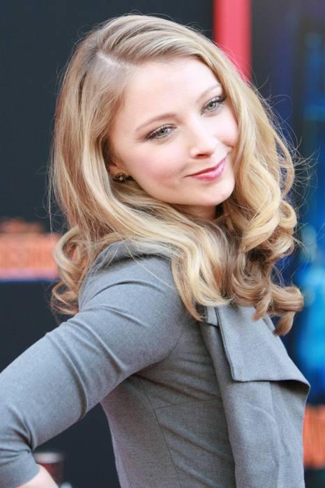 Elisabeth Harnois