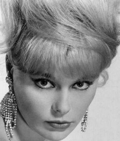 Next photo of Elke Sommer