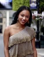 Emelia Burns | OSOBNOSTI.cz