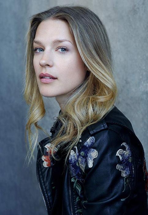 Emma Louise Saunders