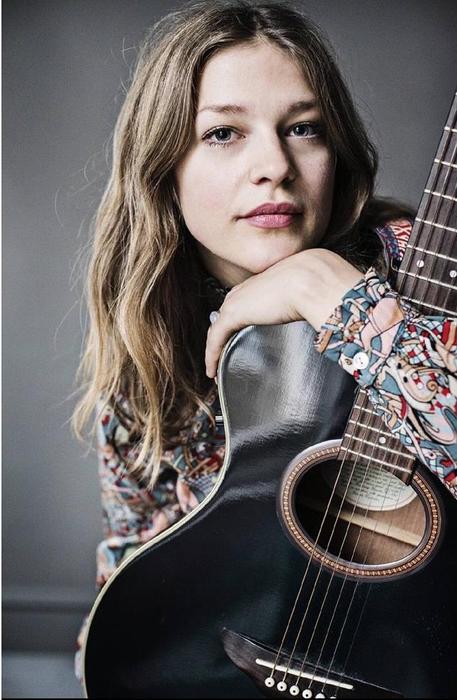 Emma Louise Saunders