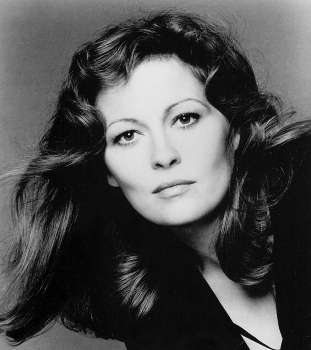 Faye Dunaway