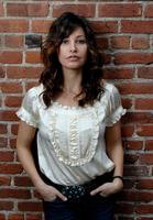 Gina Gershon