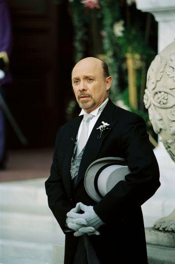 Hector Elizondo
