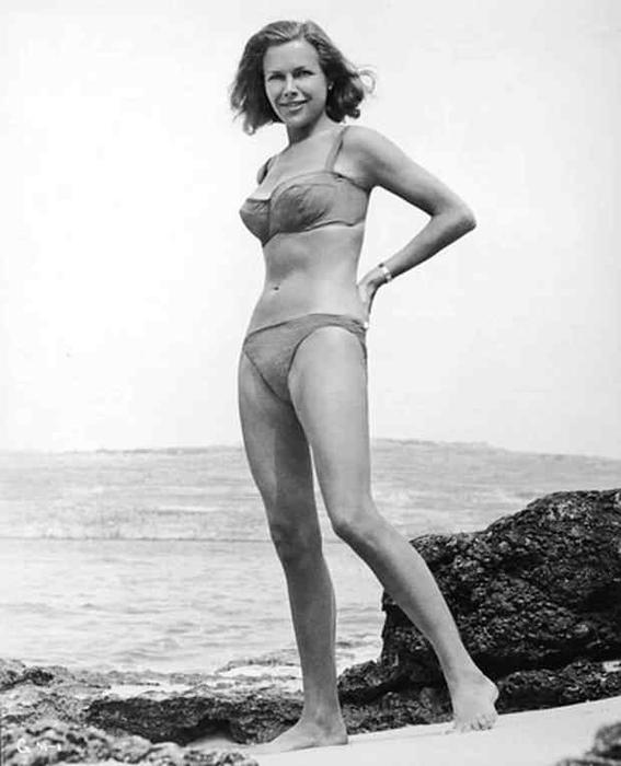 Honor Blackman