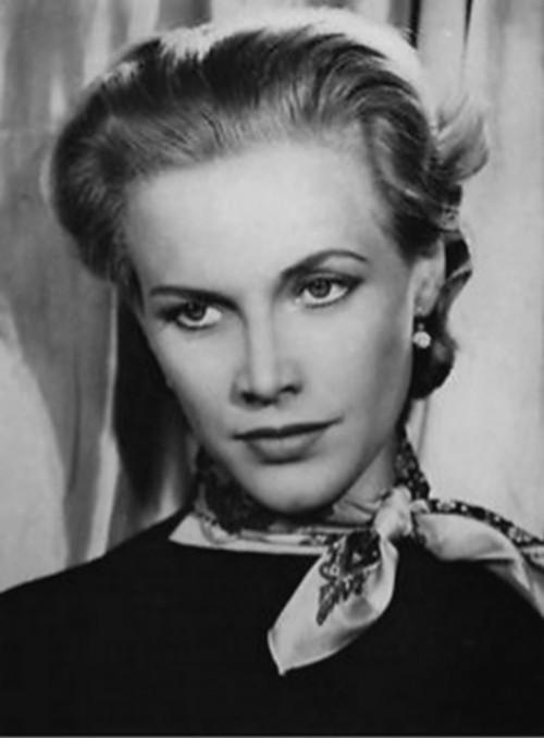 Honor Blackman