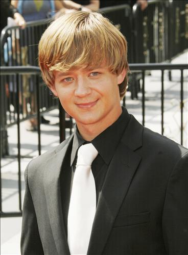 Jason Earles