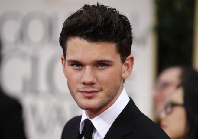 Jeremy Irvine