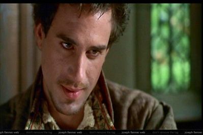 Joseph Fiennes