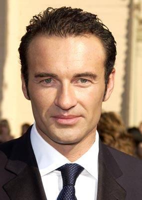 Julian McMahon