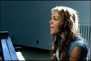 Kaci Brown OSOBNOSTI.cz