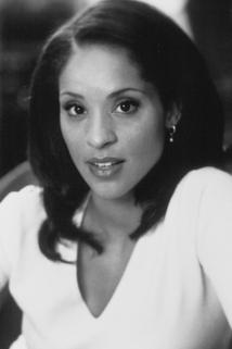 Profilový obrázek - Karyn Parsons