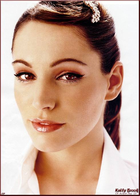 Kelly Brook