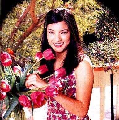 Kelly Hu