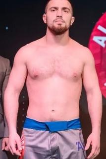 Profilový obrázek - Kenan Shamilli