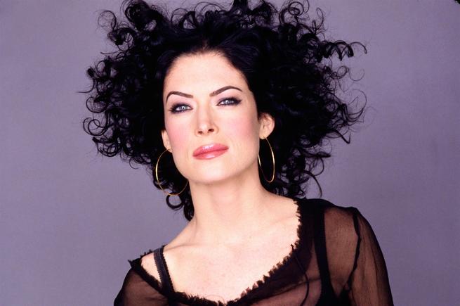 Lara Flynn Boyle