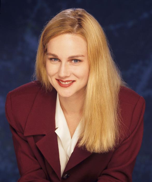 Laura Linney