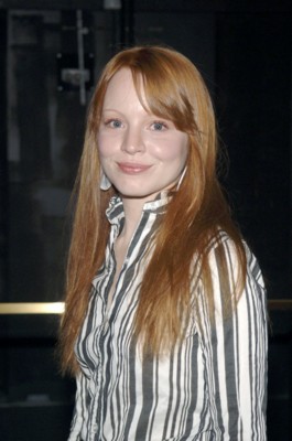 Next photo of Lauren Ambrose