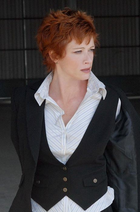 Lauren Holly