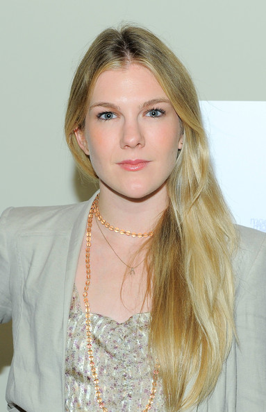 Lily Rabe
