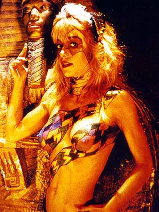 Linnea Quigley